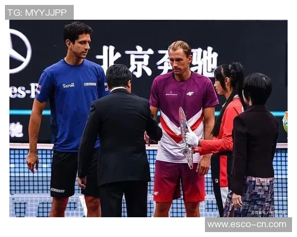 武汉排球队在大师赛中的默契配合与战术执行分析