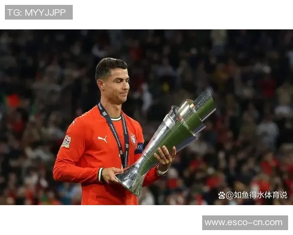 足球明星丝滑连招揭秘让你在球场上如鱼得水的技巧与策略